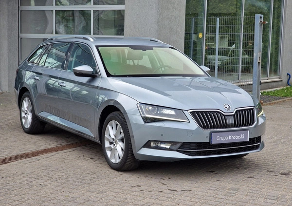 Skoda Superb cena 89900 przebieg: 158000, rok produkcji 2019 z Łódź małe 781